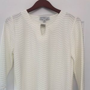 Southern Lady Size small cream colored top